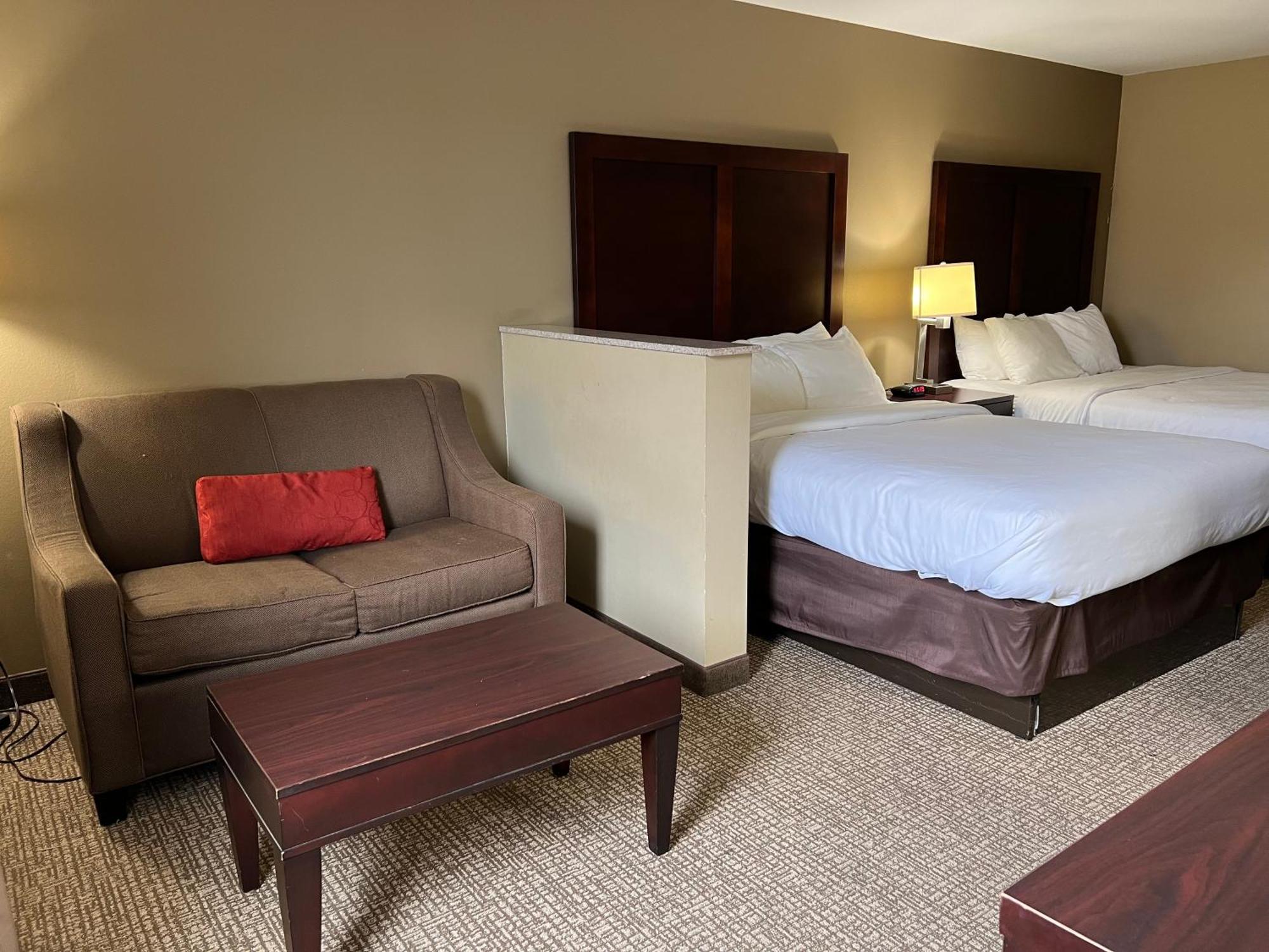 Days Inn & Suites By Wyndham Manheim Lebanon Buitenkant foto